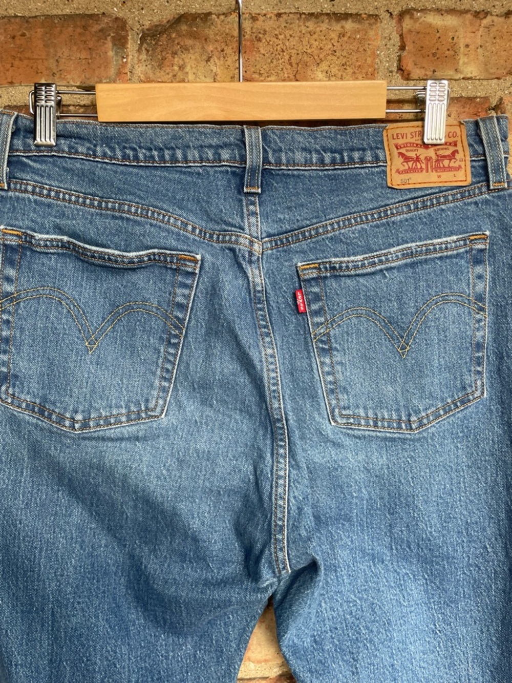 Levi's Original 501 Jeans - Picture 9 of 13